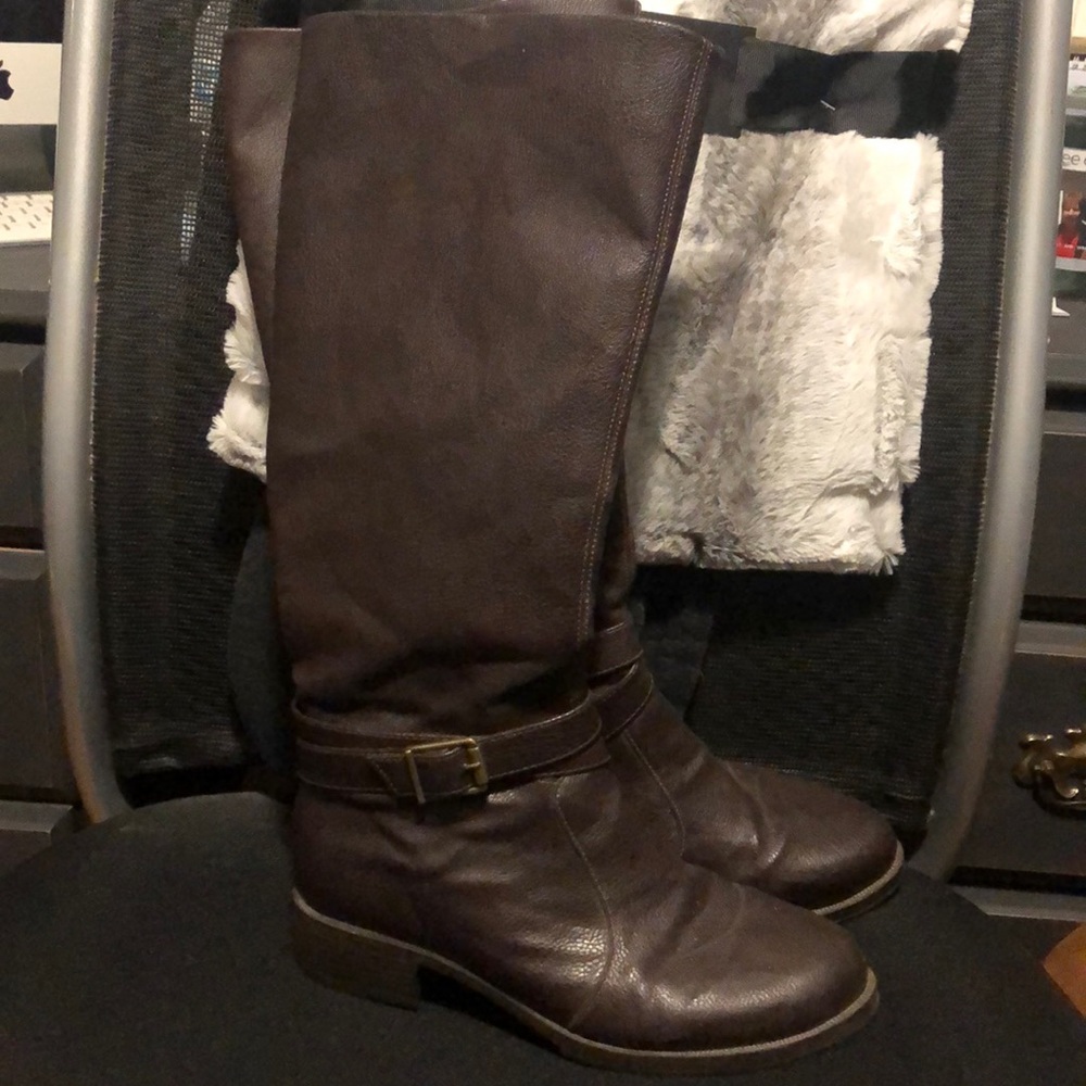 Tall boots made in Brazil